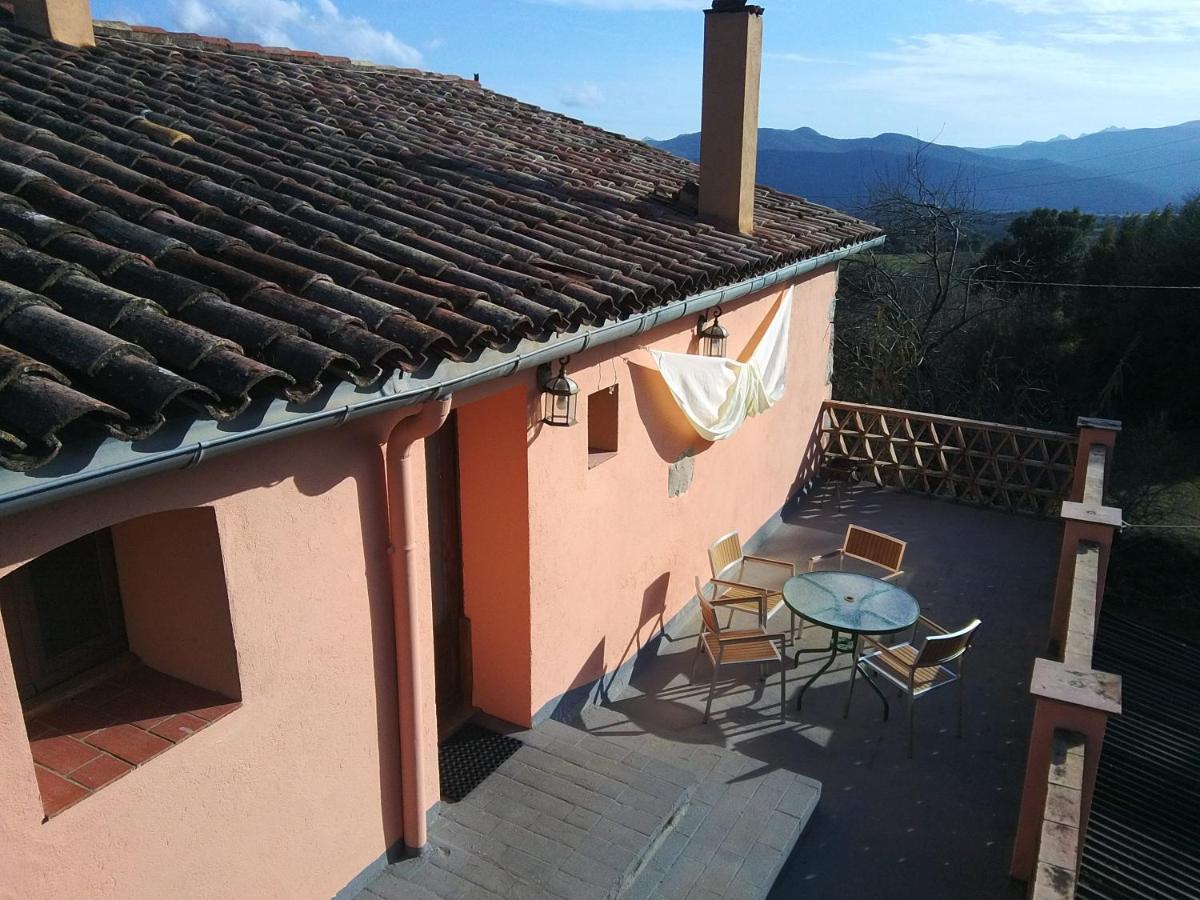Hostal La casa de l'Avi Tortellà Exterior foto