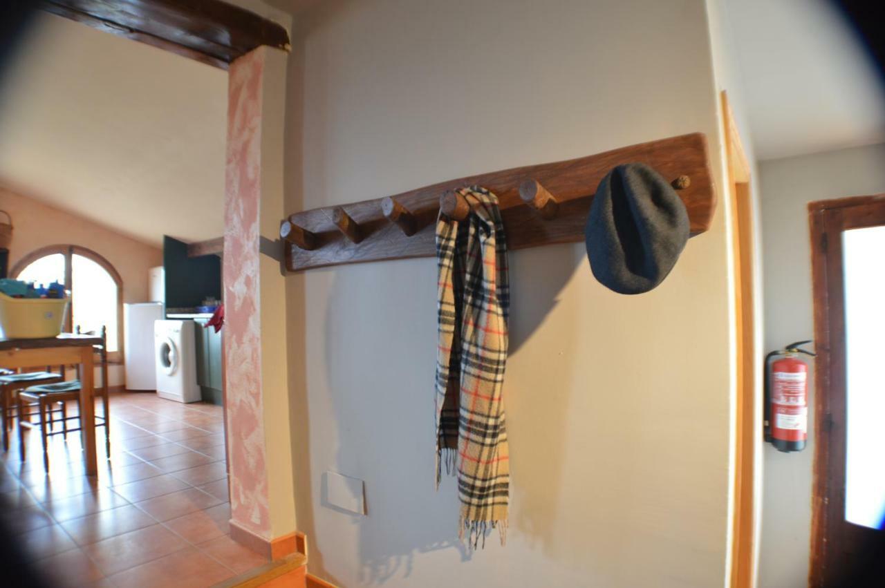 Hostal La casa de l'Avi Tortellà Exterior foto